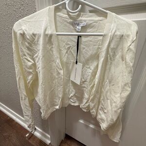 41 Hawthorn Ivory Top